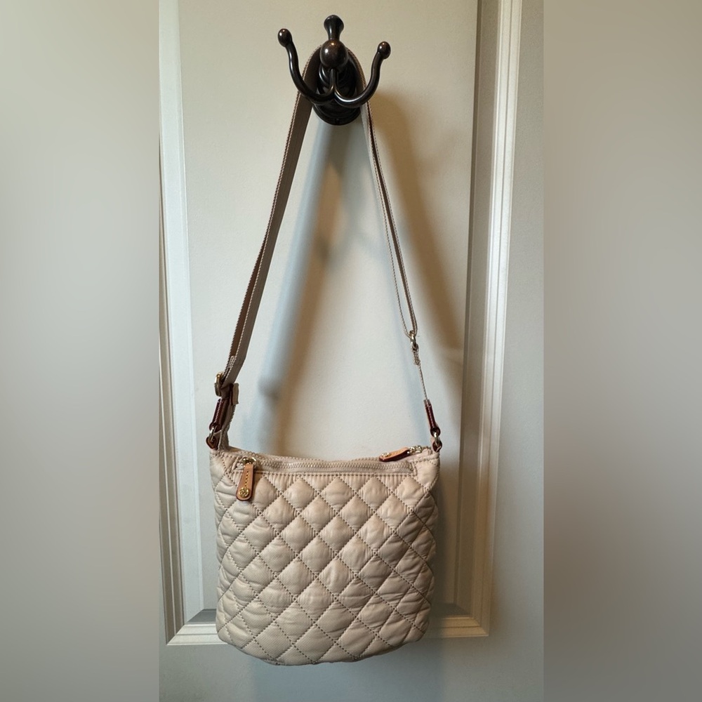MZ Wallace Metro Scout Deluxe Quilted Nylon Crossbody in Buff EUC - Picture 9 of 11